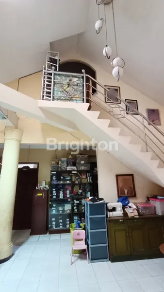 image RUMAH HOOK RUNGKUT ASRI SIAP HUNI DEKAT MERR (4)