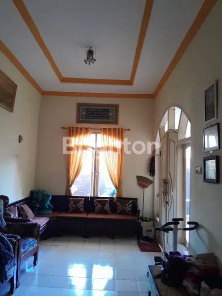 image RUMAH SIAP HUNI DI LINGKUNGAN NYAMAN KBD DRIOREJO GRESIK (4)