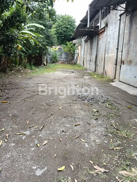 image RUKO PREMIUM DI JL. HOSCOKROMINOTO, LT 1700M² (5)