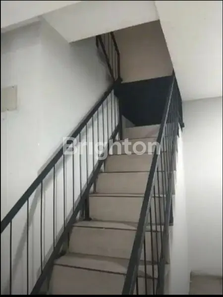 image RUKO 3 LANTAI STRATEGIS, KEBAYORAN BARU, JAKARTA SELATAN. (5)