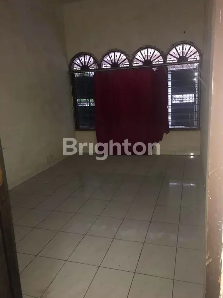 image DIJUAL: RUMAH LUAS & STRATEGIS DI JL. IRIAN JAYA, PASURUAN (4)