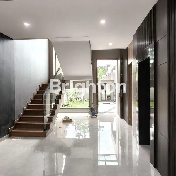 image RUMAH BARU PREMIUM CIAMIK CLUSTER WOODLAND (4)