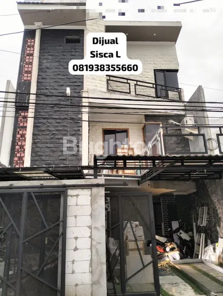 image RUMAH 3 LANTAI SIAP HUNI ONE GATE SISTEM DEKAT DENGAN TOLL  (3)