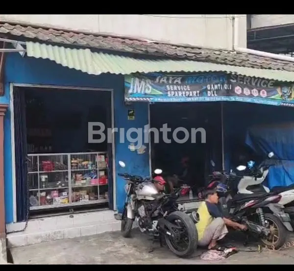 image RUKO STRATEGIS DI WARAKAS, HADAP SELATAN, LT 42M² (1)