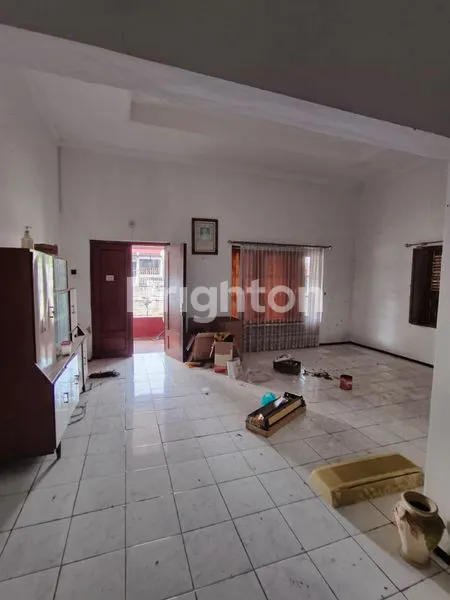 image DIJUAL TANAH DENGAN BANGUNAN TUA 1 KM DARI TUGU KARTOSURO (3)