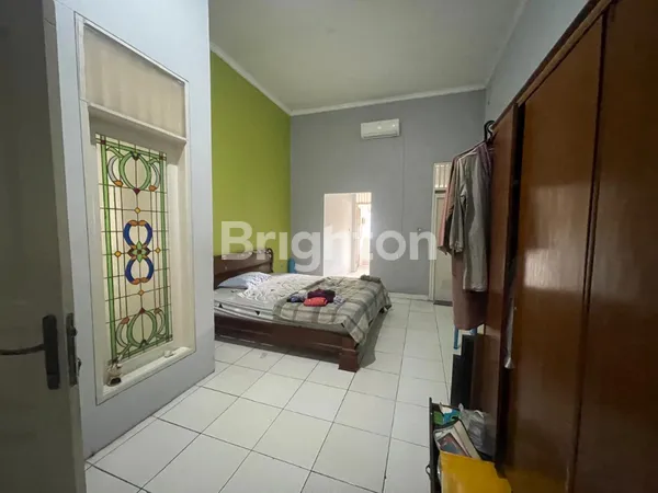 image RUMAH TERAWAT 2 LANTAI DI JATIWARINGIN ASRI BEKASI (5)