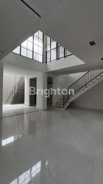 image HUNIAN MEWAH AMERICAN CLASSIC 2 LANTAI BARU GRESS SIAP HUNI DHARMAHUSADA MAS\N\N (3)