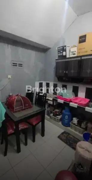 image DIJUAL RUMAH SIAP HUNI SEMI FURNISHED AREA SENGKALING SELANGKAH KE UMM SUHAT DINOYO KAMPUS UNIVERSITAS UNIVERSITAS TERNAMA DI KOTA MALANG STRATEGIS DEKAT BANYAK TEMPAT KULINER TERKENAL  (2)
