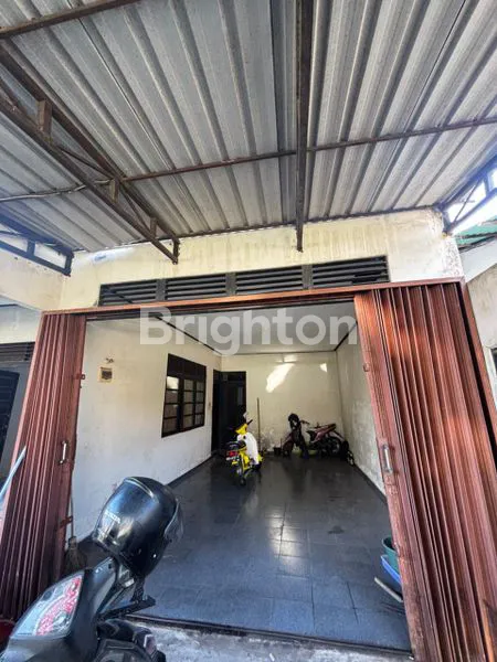 image RUMAH 2 LANTAI DENGAN BANGUNAN KOKOH SIAP HUNI, DI JALAN TABRANI AHMAD (2)