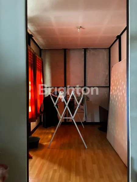 image RUMAH 2 LANTAI DENGAN BANGUNAN KOKOH SIAP HUNI, DI JALAN TABRANI AHMAD (8)