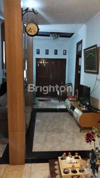 image RUMAH DIKAWASAN BISNIS DAN STRATEGIS DI GALAXY BEKASI KOTA (5)