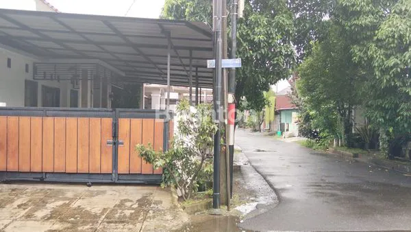 image RUMAH DIKAWASAN BISNIS DAN STRATEGIS DI GALAXY BEKASI KOTA (2)