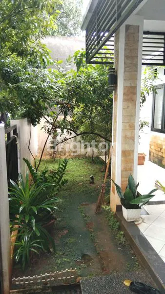 image RUMAH DIKAWASAN BISNIS DAN STRATEGIS DI GALAXY BEKASI KOTA (8)