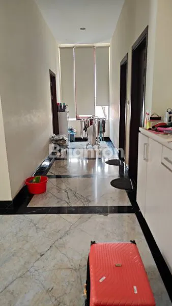 image RUMAH, 1 1/2 LANTAI, SIAP HUNI, BEBAS BANJIR (3)