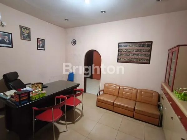 image RUMAH LUAS 720M² DI SIDOARJO, 5 KT & KANTOR (2)