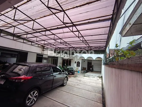 image RUMAH LUAS 720M² DI SIDOARJO, 5 KT & KANTOR (1)