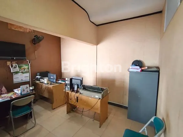 image RUMAH LUAS 720M² DI SIDOARJO, 5 KT & KANTOR (3)