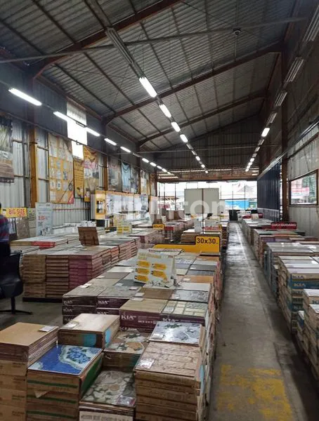 image DISEWAKAN GUDANG CILEDUG TANGERANG (1)