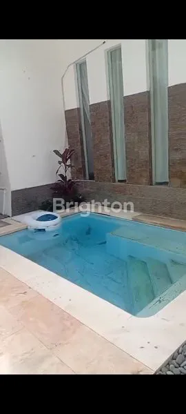 image VILLA MEWAH DI DOUBLE SIX SEMINYAK SIAP HUNI (1)