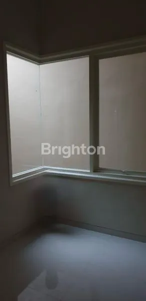 image SIAP HUNI MINIMALIS CLUSTER DEKAT SPORT CLUB (4)