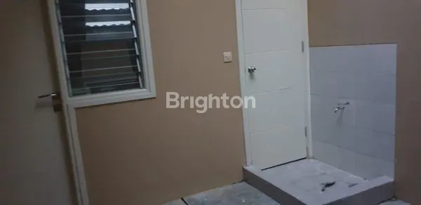 image SIAP HUNI MINIMALIS CLUSTER DEKAT SPORT CLUB (3)