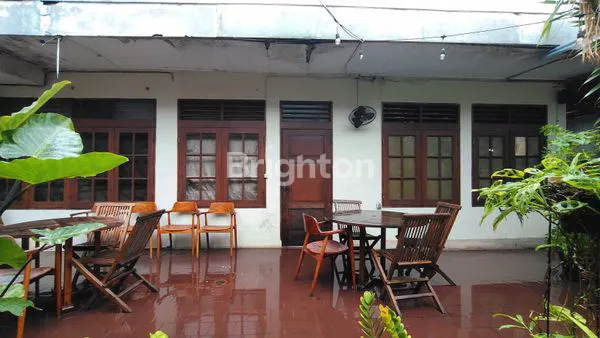 image RUMAH STRATEGIS  TOMANG 2 LANTAI COCOK UNTUK HUNIAN DAN USAHA (6)