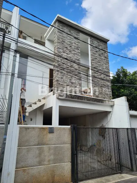 image RUMAH KEMANG TIMUR, 4 KT, KOLAM RENANG, SHM (2)