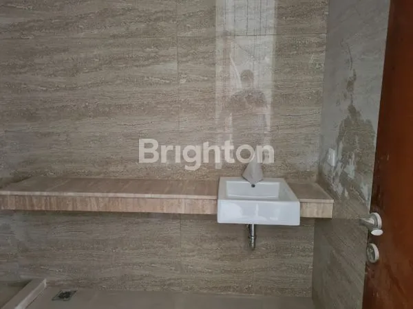 image RUMAH KEMANG TIMUR, 4 KT, KOLAM RENANG, SHM (5)