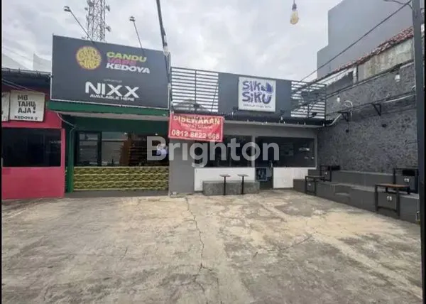 KIOS STRATEGIS, PARKIR LUAS JAKARTA BARAT.