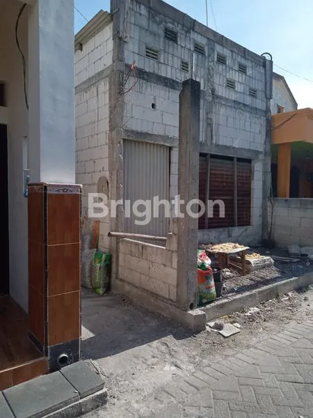 image RUMAH STRATEGIS DI GRESIK, COCOK UNTUK INVESTASI KOS2AN (1)