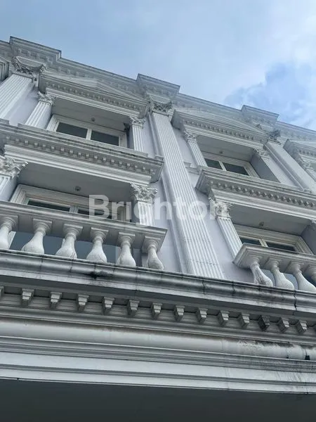 image 2 RUKO JEJER RUKO 3 LANTAI  WARU SIDOARJO  (1)