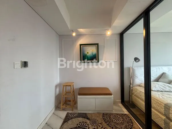 image DIJUAL CEPAT DIBAWAH 1M APARTEMEN THE SMITH ALAM SUTRA (3)