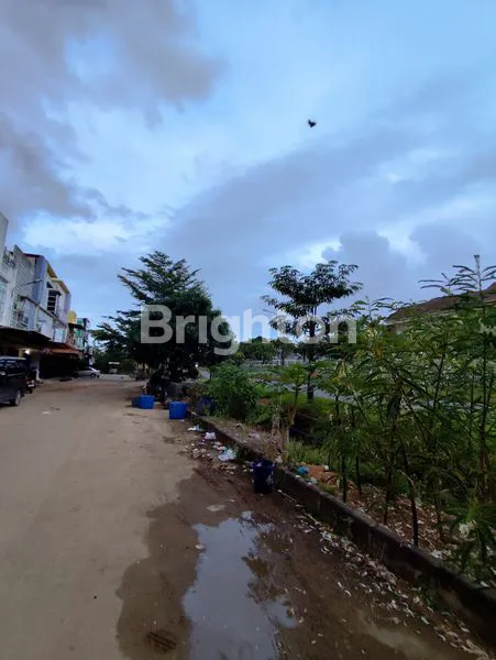 image DI SEWA RUKO DEPAN JALAN DEKAT BOTANIA 1 (4)