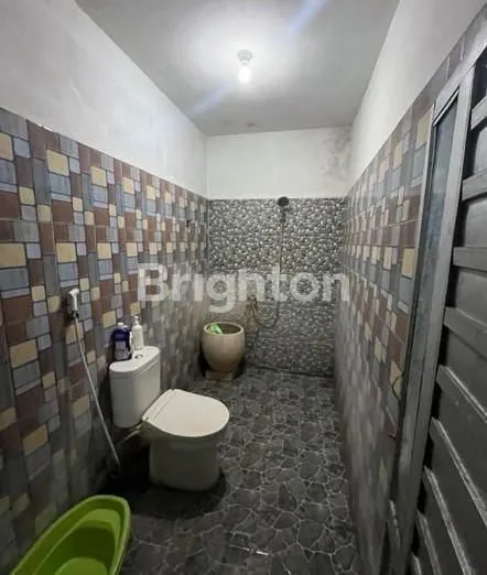 image RUMAH HOOK 2 LANTAI 5 KAMAR TIDUR DEKAT GERBANG TOL MALANG (4)