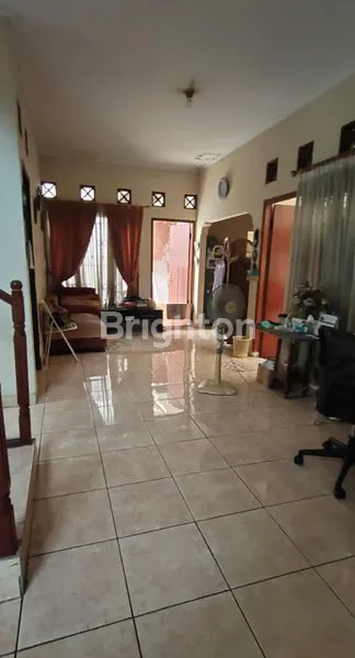 image RUMAH SIAP HUNI DI GANDARIA, LT 200M² DEKAT AL AZHAR & MONTESSORI (3)