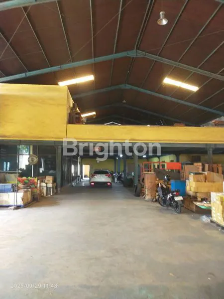 image GUDANG LUAS 2.238M² DI SURIMULIA, STRATEGIS & SIAP PAKAI (8)