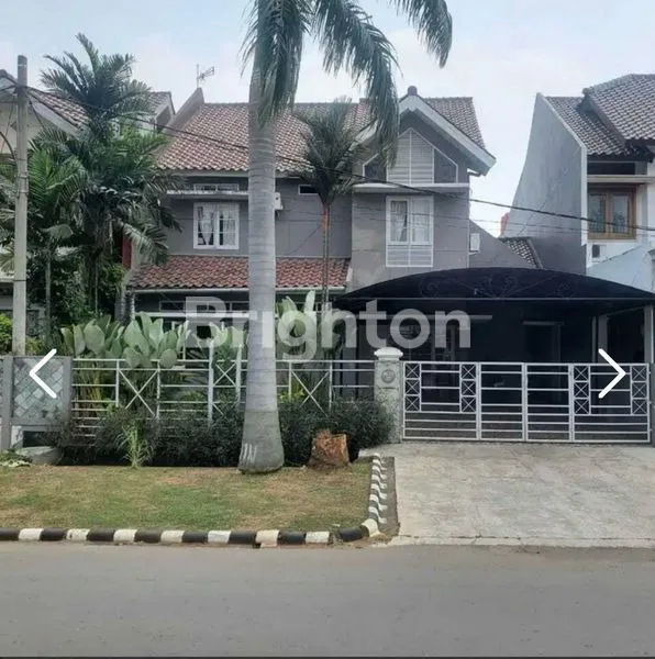 image RUMAH MEWAH 4+1 KT DI KEMANG PRATAMA, BEKASI (1)