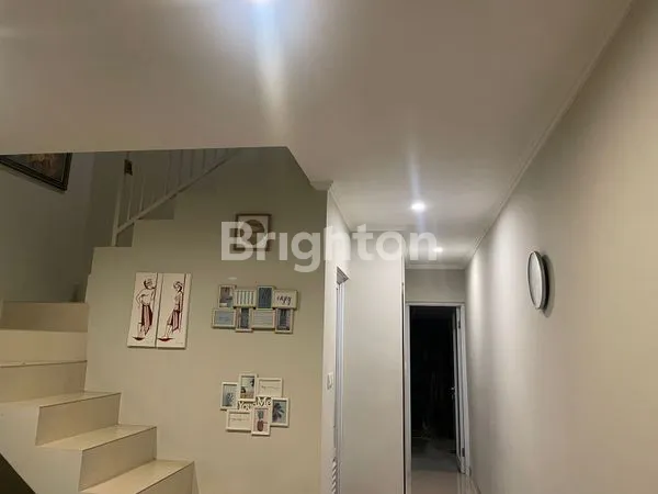 image DIJUAL RUMAH 2 LANTAI SIAP HUNI DI TABANAN (3)