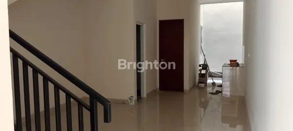 image JUAL RUMAH BARU MEWAH DI DURI KEPA 3 LANTAI (1)