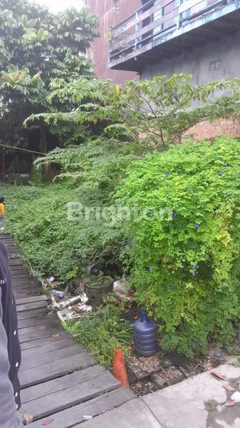 image TANAH BESERTA KIOSNYA (3)