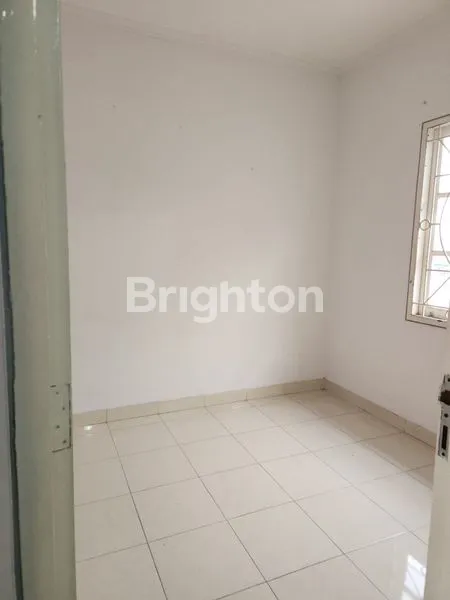 image RUMAH SIAP HUNI DI CLUSTER VANCOUVER, LT/LB 120M² (3)