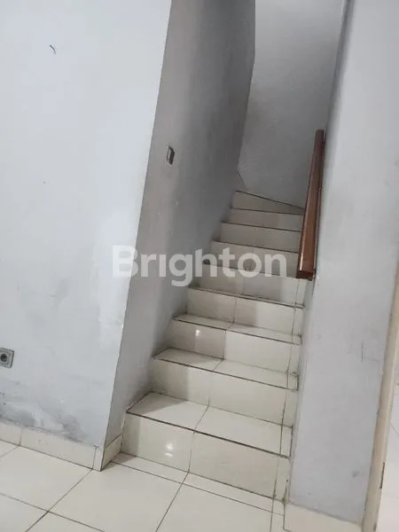 image RUMAH SIAP HUNI DI CLUSTER VANCOUVER, LT/LB 120M² (6)