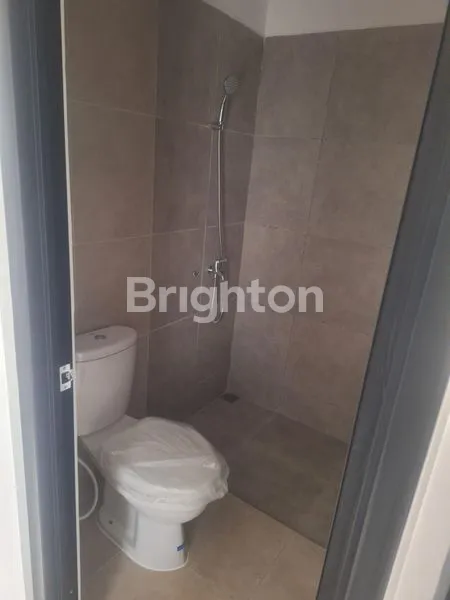 image RUMAH SIAP HUNI DI CLUSTER DUNSTER, LOKASI PREMIUM (3)