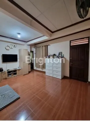image RUMAH BERINVESTASI DI JL.PETOGOGAN KEBAYORAN BARU (8)