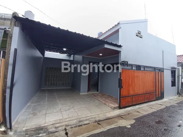 image RUMAH MODERN SEMI 2 LANTAI DENGAN ROOFTOP DI BAMBU APUS PAMULANG - STRATEGIS (1)