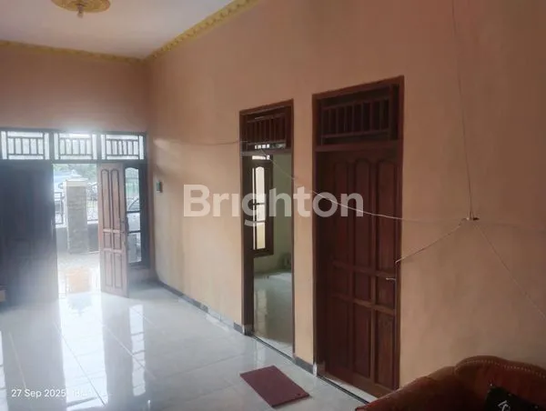 image PREMIUM & STRATEGIS! RUMAH MEWAH 2 LANTAI DI JALAN RAYA KAHURIPAN NIRWANA SIDOARJO - SHM (5)