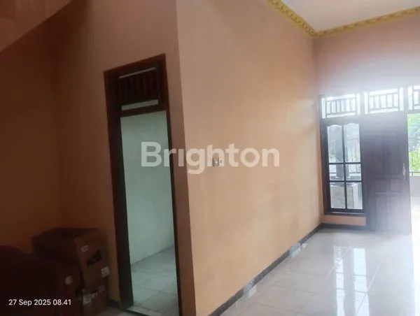 image PREMIUM & STRATEGIS! RUMAH MEWAH 2 LANTAI DI JALAN RAYA KAHURIPAN NIRWANA SIDOARJO - SHM (4)