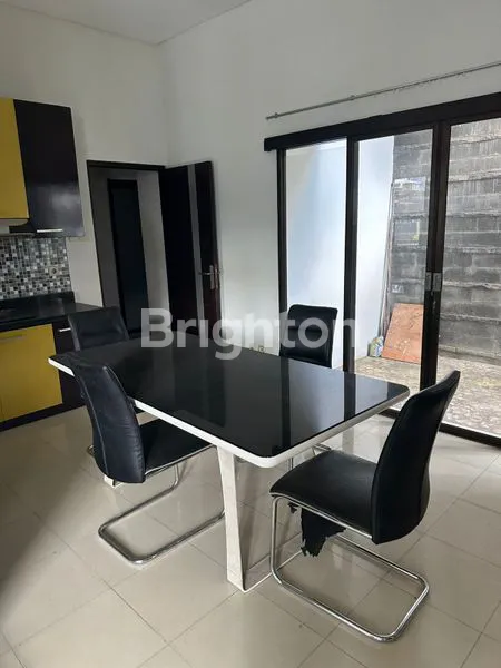 image RUMAH MODERN MINIMALIS GUNUNG BATU PASTEUR BANDUNG SIAP HUNI (7)