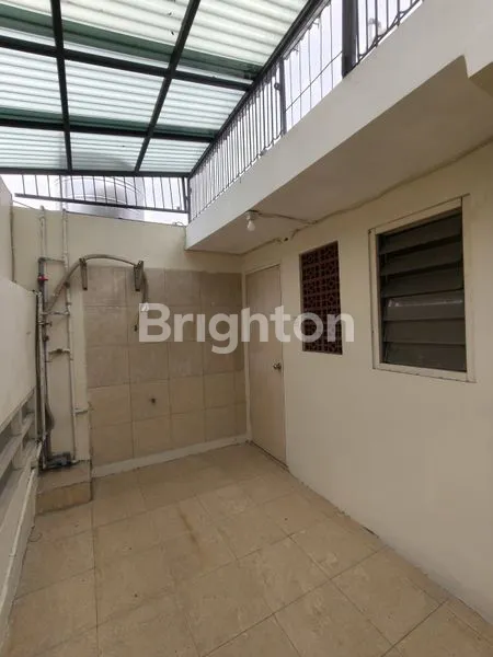 image DISEWAKAN RUMAH STRATEGIS KLAMPIS, DEKAT GALAXY MALL (7)