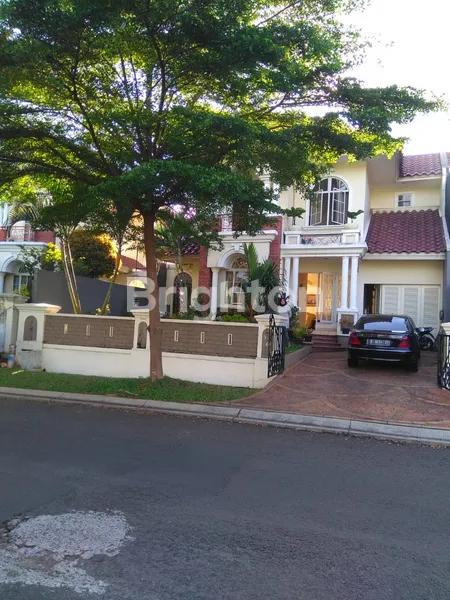 image RUMAH STRATEGIS CANTIK DI DEPOK (1)